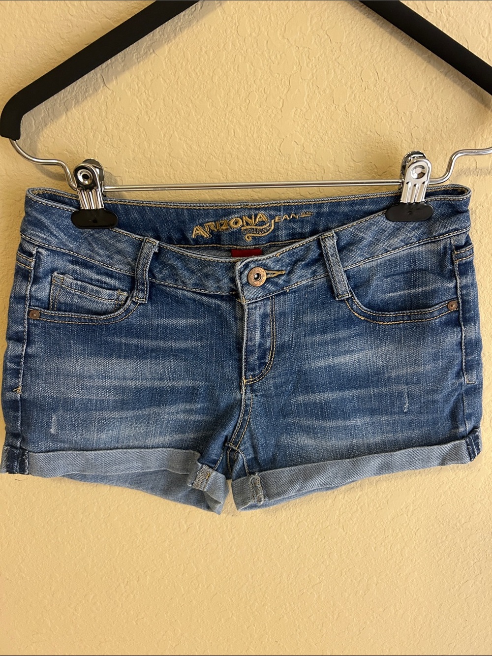 Arizona Jean Co. Women's Blue Denim Roll-Cuff Shorts Size 5